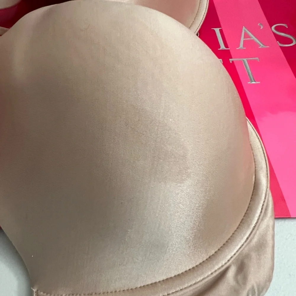 Victoria's Secret Nude ligntly Lined Bra